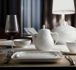 高檔白色星級酒店陶瓷餐具拍攝