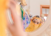 【摄影日记】一颦一笑一回眸