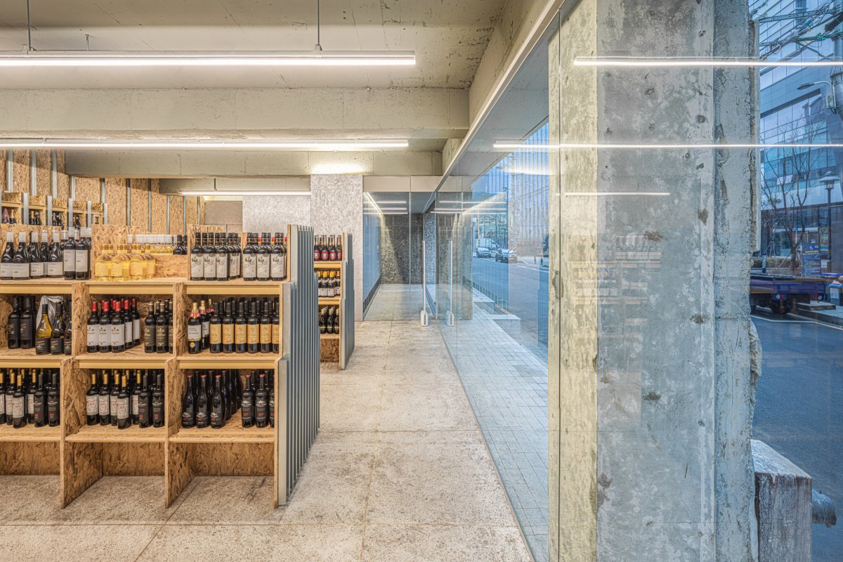 exfoliate wine shop designed by one-aftr