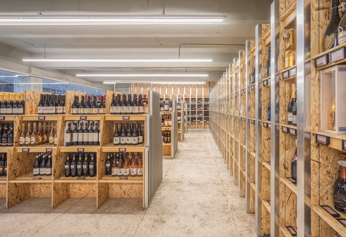 exfoliate wine shop designed by one-aftr