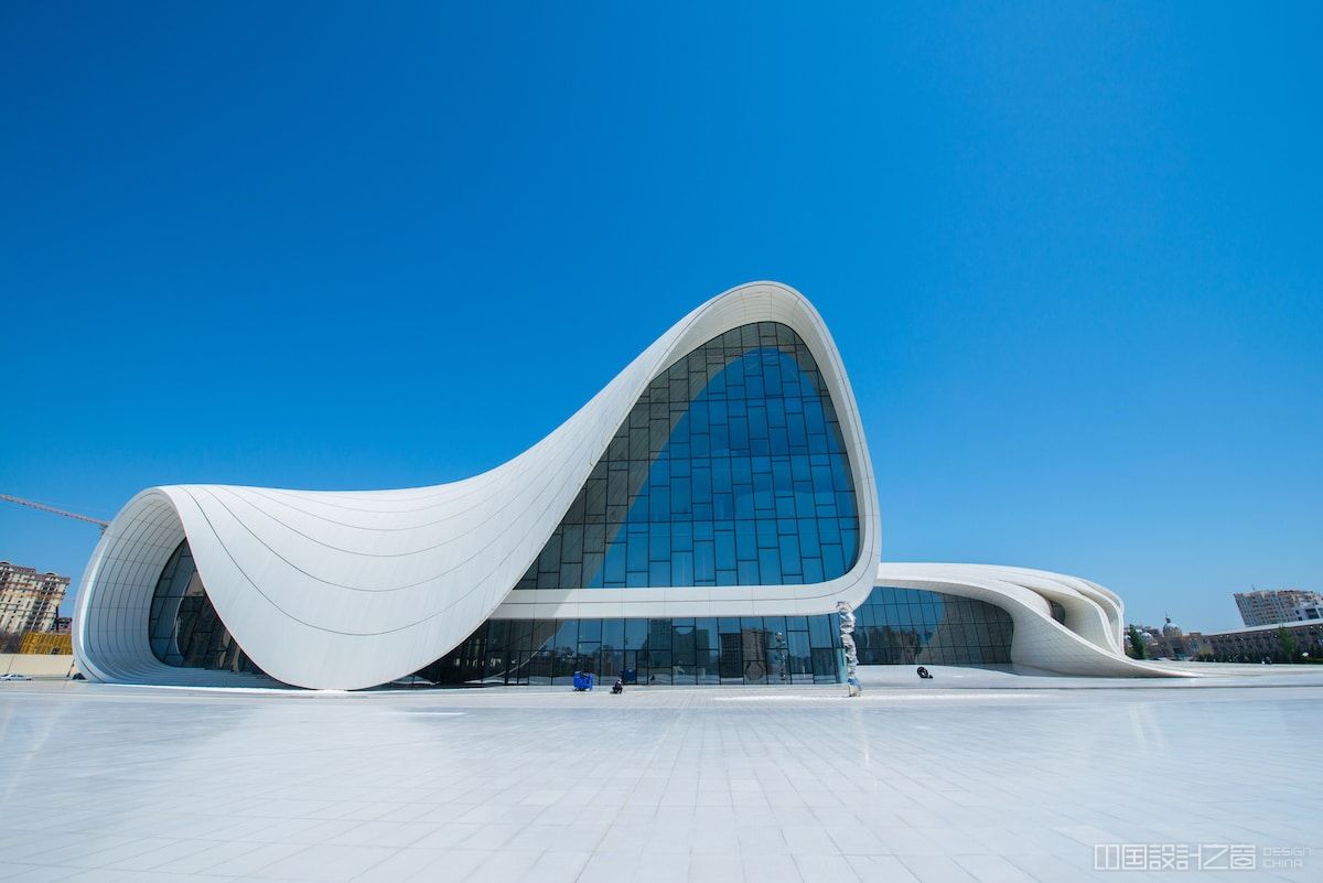 五座展示当代建筑美学的未来派建筑