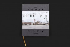 《柯達城》攝影書籍裝幀設計相關圖片
