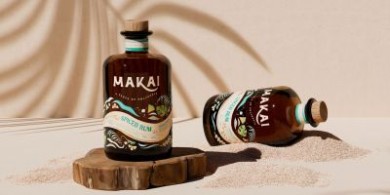 带有波利尼西亚风情的MAKAI烈酒品牌设计