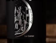 意大利黑皮诺葡萄酒标签设计背后的故事