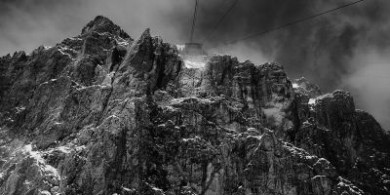 馬爾科·穆西略的攝影探索了山脈的肖像