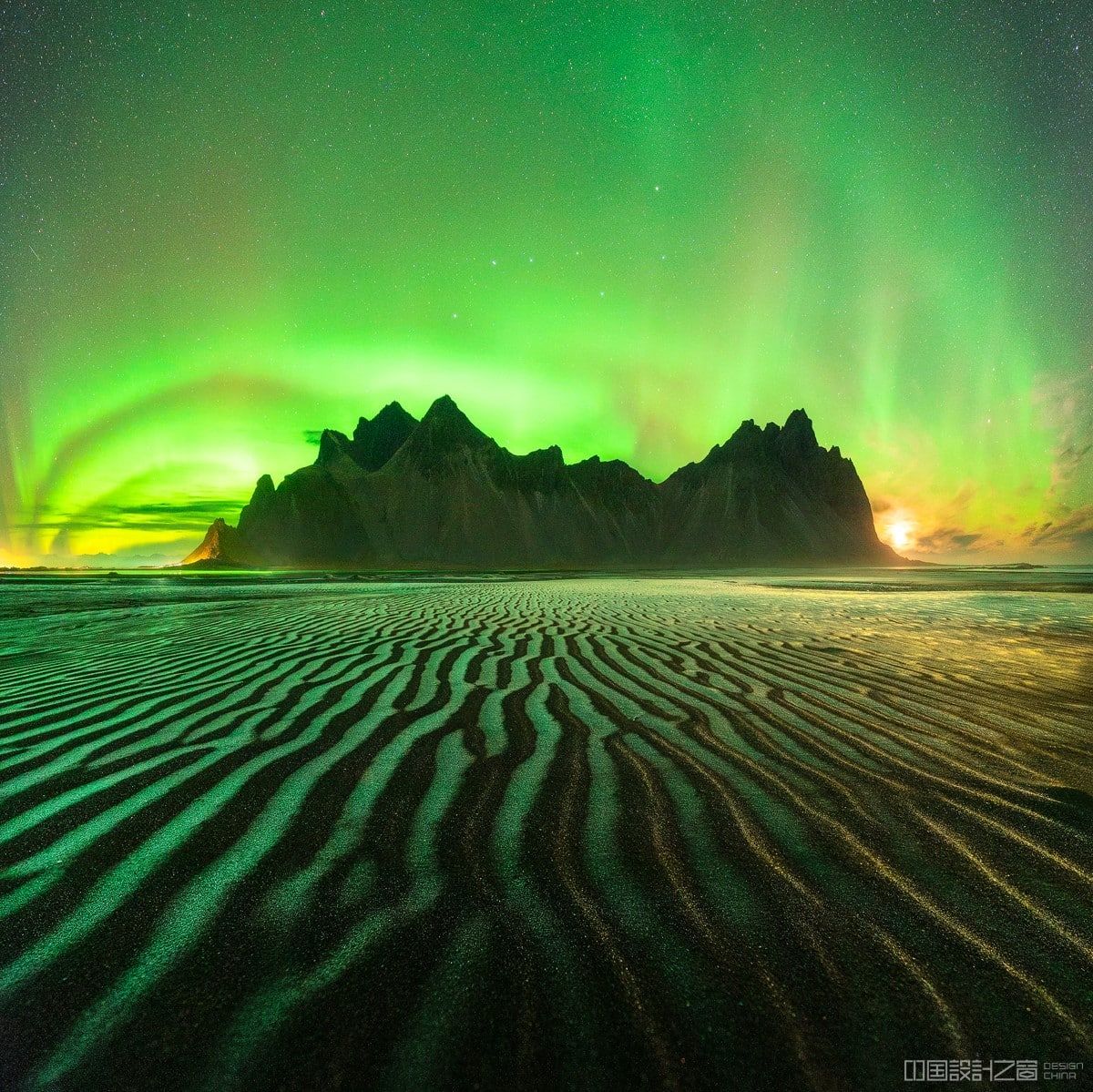 Northern Lights above the famous Icelandic mountain, Vestrahorn