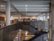 重構(gòu)石涂層下的公共建筑美學(xué)