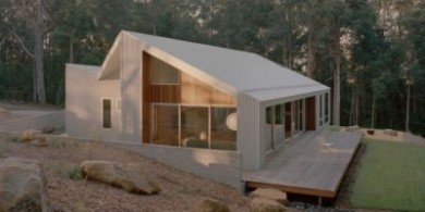 鐵桉木屋 / Klaus Carson Studio
