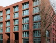 倫敦藝術大學魚島綜合用途建筑 / Henley Halebrown