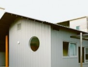 雙屋頂房屋 / Studio Tngtetshiu