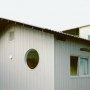 双屋顶房屋 / Studio Tngtetshiu