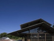 ?；灵g / Tezuka Architects