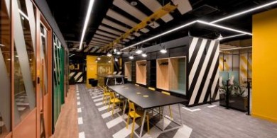 設(shè)計(jì)賦能 “近家辦公”：CoWork Aleja Bielany 融合工業(yè)與現(xiàn)代的