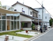 木構(gòu)懸浮：山王辦公室的弧形屋頂設計