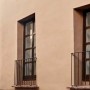 葡萄藤与山丘环绕：ORA Hotel Priorat 的设计酒