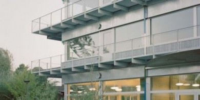 整合校園與班級單元：杜倫滕新校園的空間設計實踐