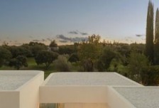 受保護(hù)露臺與景觀滲透的協(xié)同設(shè)計：馬德里臨湖住宅的白天區(qū)域布局策略相關(guān)圖片