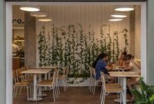 裝飾藝術(shù)結(jié)構(gòu)賦能的咖啡空間設(shè)計：科帕卡巴納 SOLO 第三家店的項目開篇相關(guān)圖片