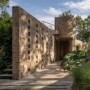 涉及环境适应与能源利用的 Casa Nola 建筑平衡