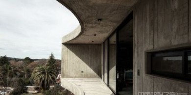 對話風景記憶：以 “石” 為基的自然與建筑共存設計