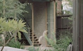 設計驅動重生：Carlton House 舊單層房屋改造中的實用需求回應與