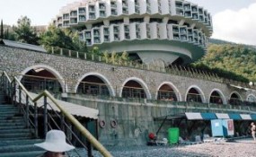 蘇聯療養院設計：工人度假與醫療水療結合
