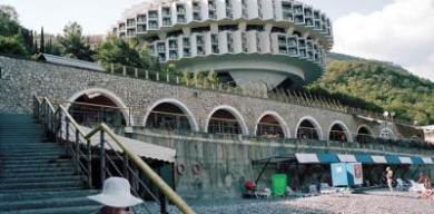 蘇聯療養院設計：工人度假與醫療水療結合