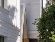 狹地生 “寶石”：布加勒斯特 The Chapel 咖啡店的創新設計，破