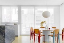 單一空間到連續(xù)體驗：庫里提巴設(shè)計師公寓的升級設(shè)計相關(guān)圖片