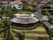 破除封閉：中央圓形平面的通風(fēng)采光優(yōu)化設(shè)計(jì)