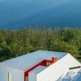 别墅大胆改造：波斯红贯穿空间，悬浮楼梯打通室
